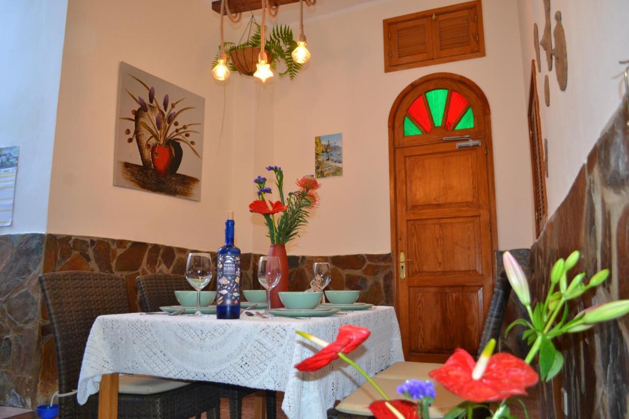 Casa Alamo Agaete Hotell Agaete  Exteriör bild
